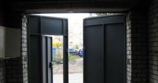 Купить гаражные ворота распашные Нальчик, цена от 3952 руб.